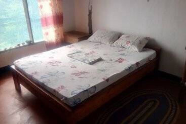 تختخواب و صبحانه Nyumbani Rest House