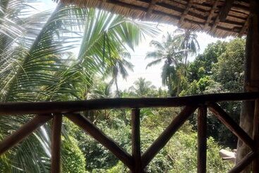 تختخواب و صبحانه Nyumbani Rest House
