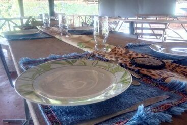تختخواب و صبحانه Nyumbani Rest House