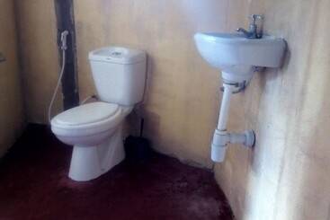 تختخواب و صبحانه Nyumbani Rest House