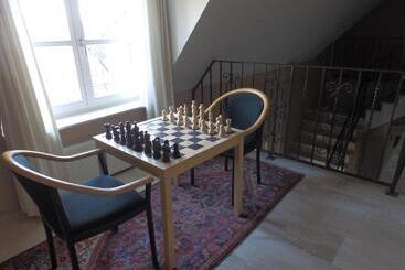 住宿加早餐  Short Stay Emmen