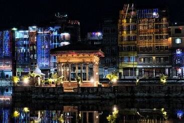 تختخواب و صبحانه Tajaa Pha The Heritage Home