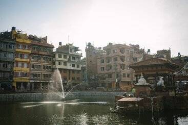 تختخواب و صبحانه Tajaa Pha The Heritage Home