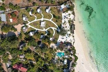 هتل Aya Beach Resort
