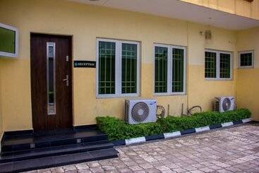 هتل Eagles @ Lekki