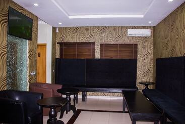 هتل Eagles @ Lekki