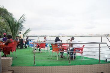 Nera Hotels