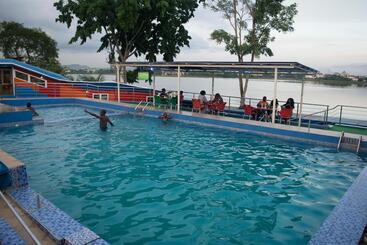 Nera Hotels