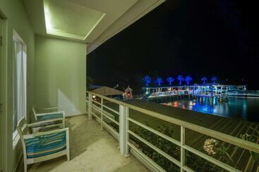 هتل Ocean View Residence
