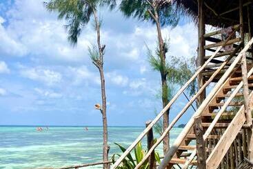 هتل Promised Land Lodge
