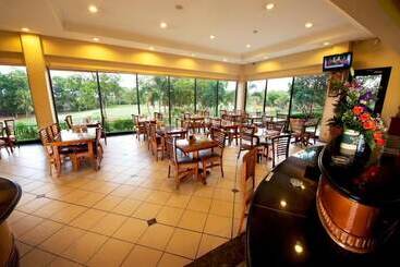 هتل Puri Kiic Golf View