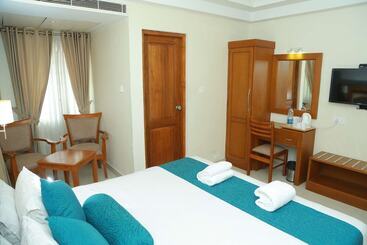 هتل Vishnu Inn