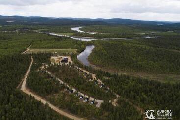 استراحتگاه Aurora Village Ivalo