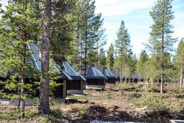 استراحتگاه Aurora Village Ivalo