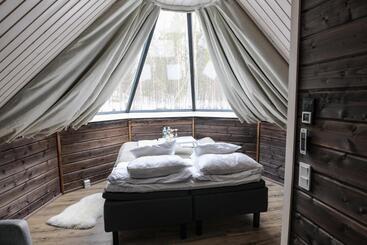 استراحتگاه Aurora Village Ivalo