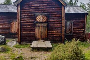 استراحتگاه Aurora Village Ivalo