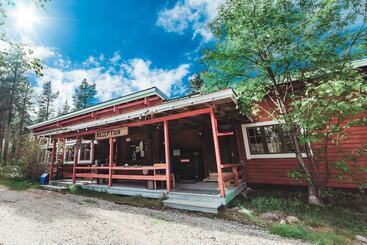 استراحتگاه Ukonjärven Holiday Village