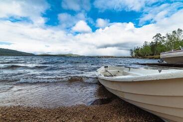 استراحتگاه Ukonjärven Holiday Village