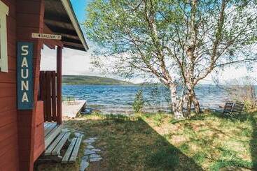 استراحتگاه Ukonjärven Holiday Village