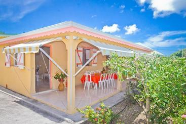 استراحتگاه Village De Bragelogne