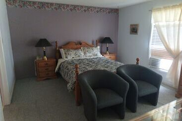 Princess Motel