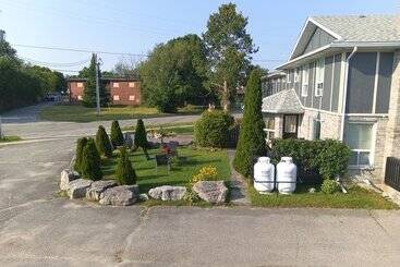 Princess Motel