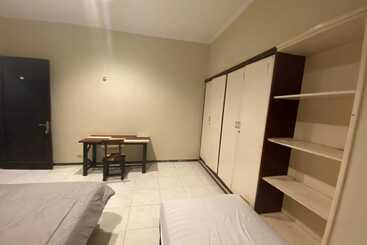 هتل Sweet Home Residence Simpang Lima