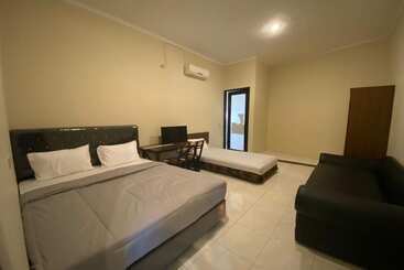 هتل Sweet Home Residence Simpang Lima