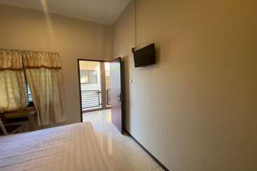 هتل Sweet Home Residence Simpang Lima