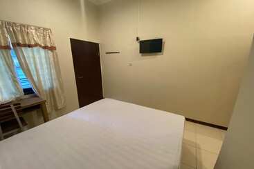 هتل Sweet Home Residence Simpang Lima