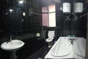هاستل Go There Inn