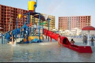 Appartement In Porto Golf Marina شاليه فندقي في بورتو جولف مارينا