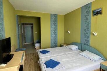 Family Hotel Delfina