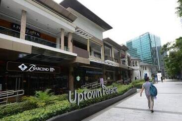 Luxestaysmnl Parisian Charm 1br Suite Pool Gym 400mbps Wifi Netflix Amazing City View