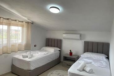 پانسیون Prela S Rooms
