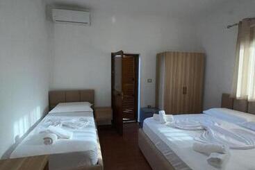 پانسیون Prela S Rooms