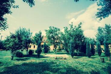 پانسیون Villa Fenix