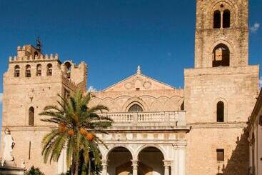 تختخواب و صبحانه Al Duomo Suites