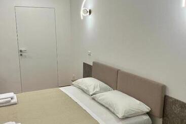 تختخواب و صبحانه Al Duomo Suites