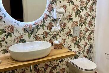 تختخواب و صبحانه Al Duomo Suites