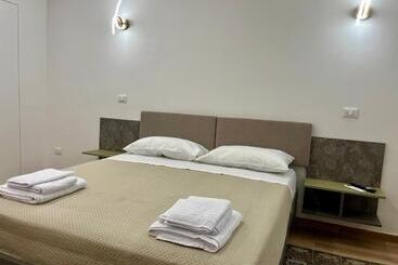 تختخواب و صبحانه Al Duomo Suites