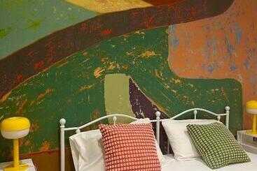 تختخواب و صبحانه Maison D Elena