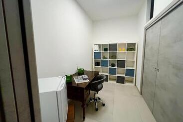 تختخواب و صبحانه Maison D Elena