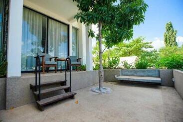 هتل New Centro Pool Villa