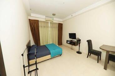 هتل Oyo 91006 Ktc Studio Apartment By My Gunung