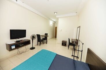 هتل Oyo 91006 Ktc Studio Apartment By My Gunung