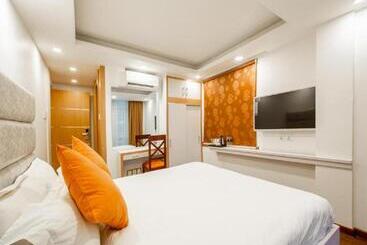هتل Teo Suites International Airport