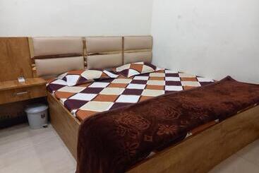 فندق Yuvan Palace