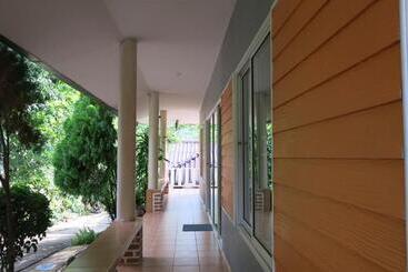 پانسیون จันทรา รีสอร์ต เอราวัณ Jantra Resort Erawan Kanchanaburi