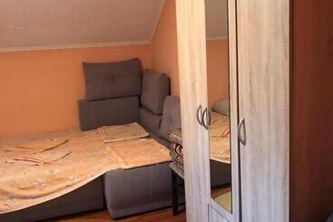 پانسیون Guesthouse Djuro